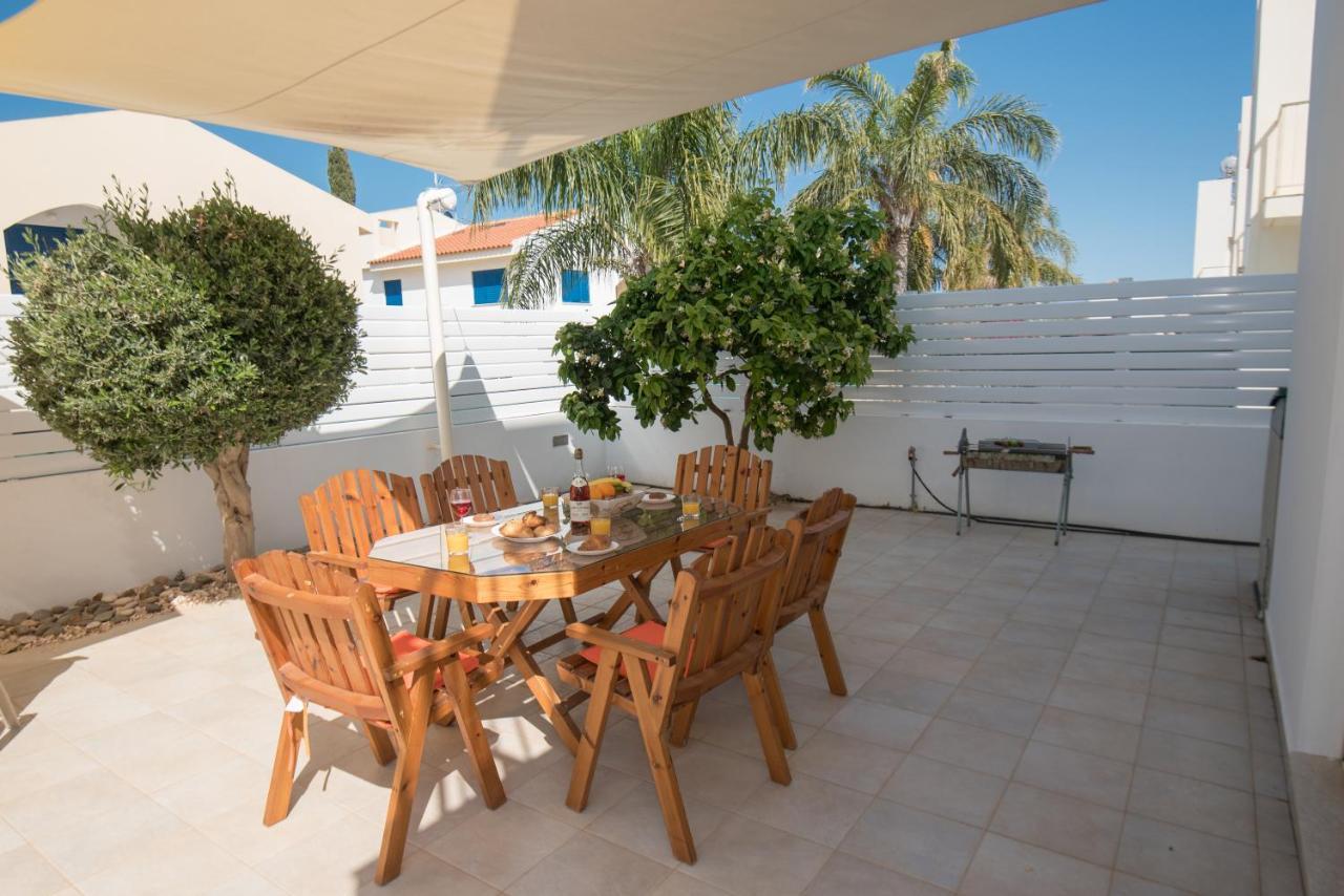 Villa Pomelo Протарас Екстер'єр фото